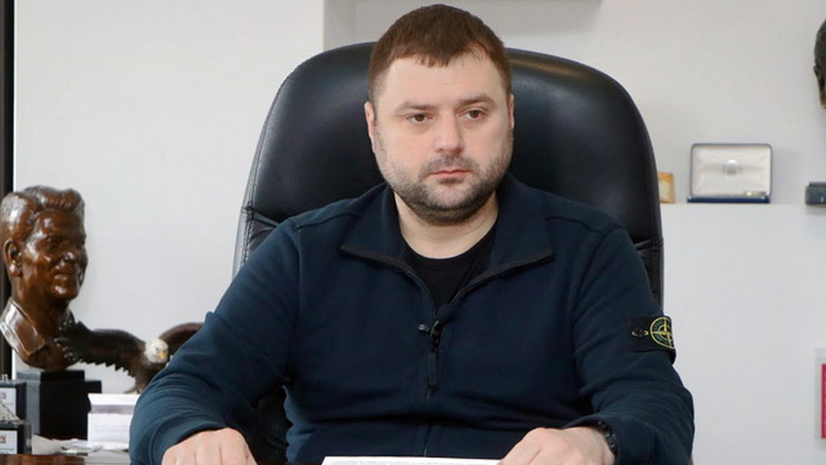 И таких тысячи: к заммэра Днепра обращаются люди, которые срочно хотят на передовую