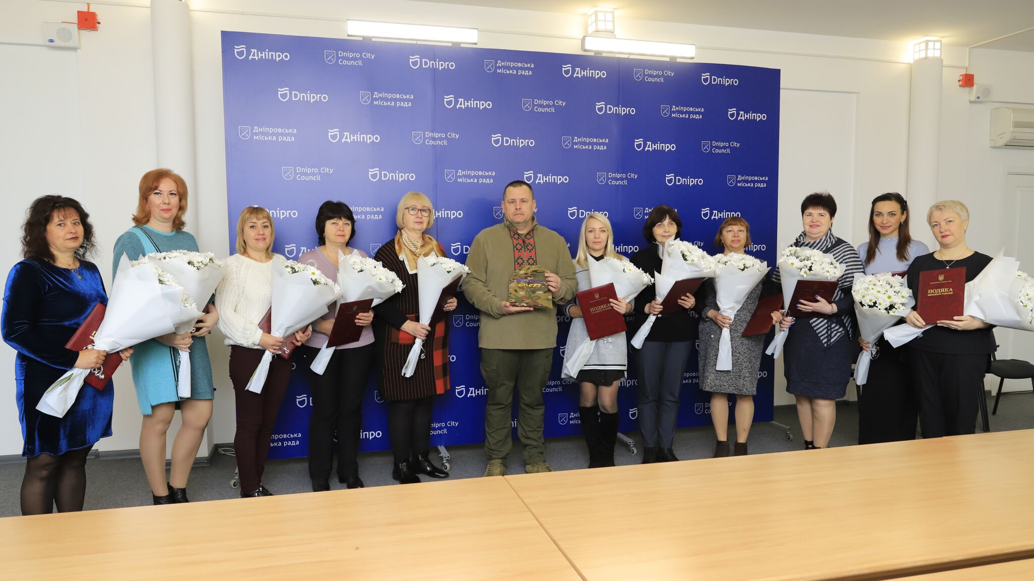 “Місто пишається вами”: Філатов привітав соціальних працівників Дніпра 