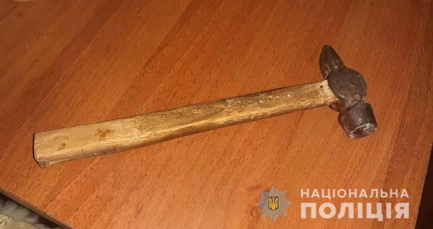 Жил в соседнем доме: под Днепром грабитель перерезал горло продавщице (ВИДЕО)