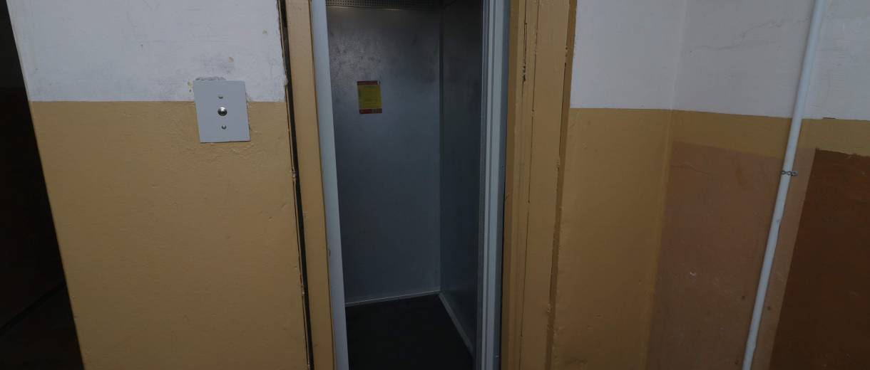 В Днепре отремонтировали более половины лифтов, которые запланировали сделать в этом году