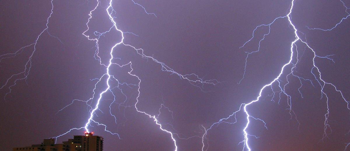 Резкое потепление прийдет вместе с грозовымии ливнями