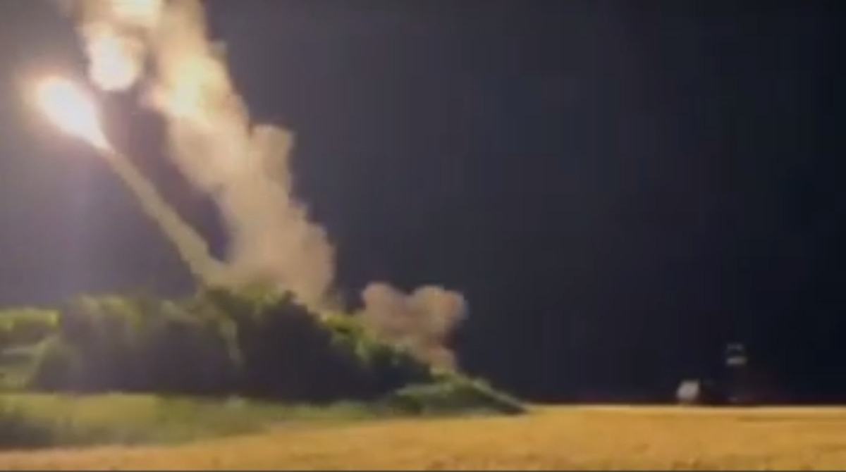 В ВСУ наглядно сравнили работу американских РСЗО Himars и “Градов”. Видео