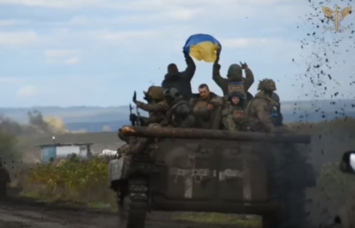 Десантники з Дніпропетровщини розповіли, як гнали окупантів з-під Лиману на Донбасі. Відео