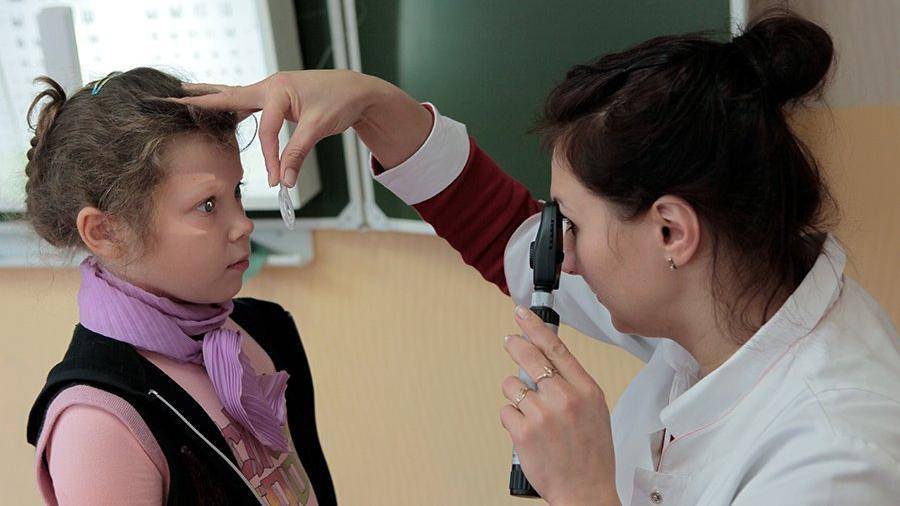 “Рыженко забыл спустить деньги из госбюджета для оплаты труда медработников”, — Андрей Бабский о медработниках в школах Днепра