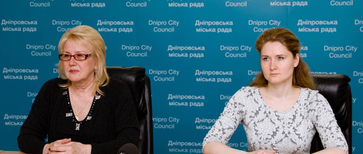 Профилактика стоматологических заболеваний у днепровских первоклассников: бесплатными услугами воспользовалось уже 230 детей