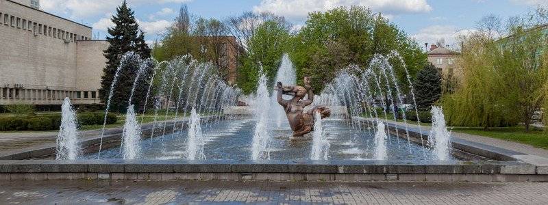 Стало известно, когда в Днепре заработают фонтаны: подробности