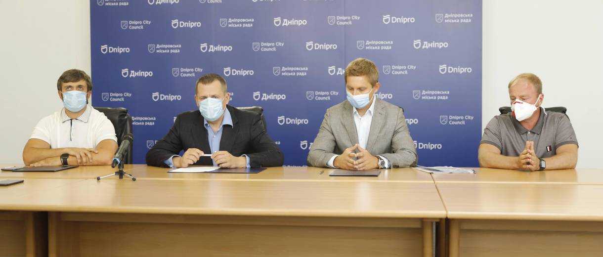 Борис Філатов: «Доки центральна влада не передасть місцевому самоврядуванню права екологічного контролю, проблема переоснащення підприємств в країні не вирішиться»