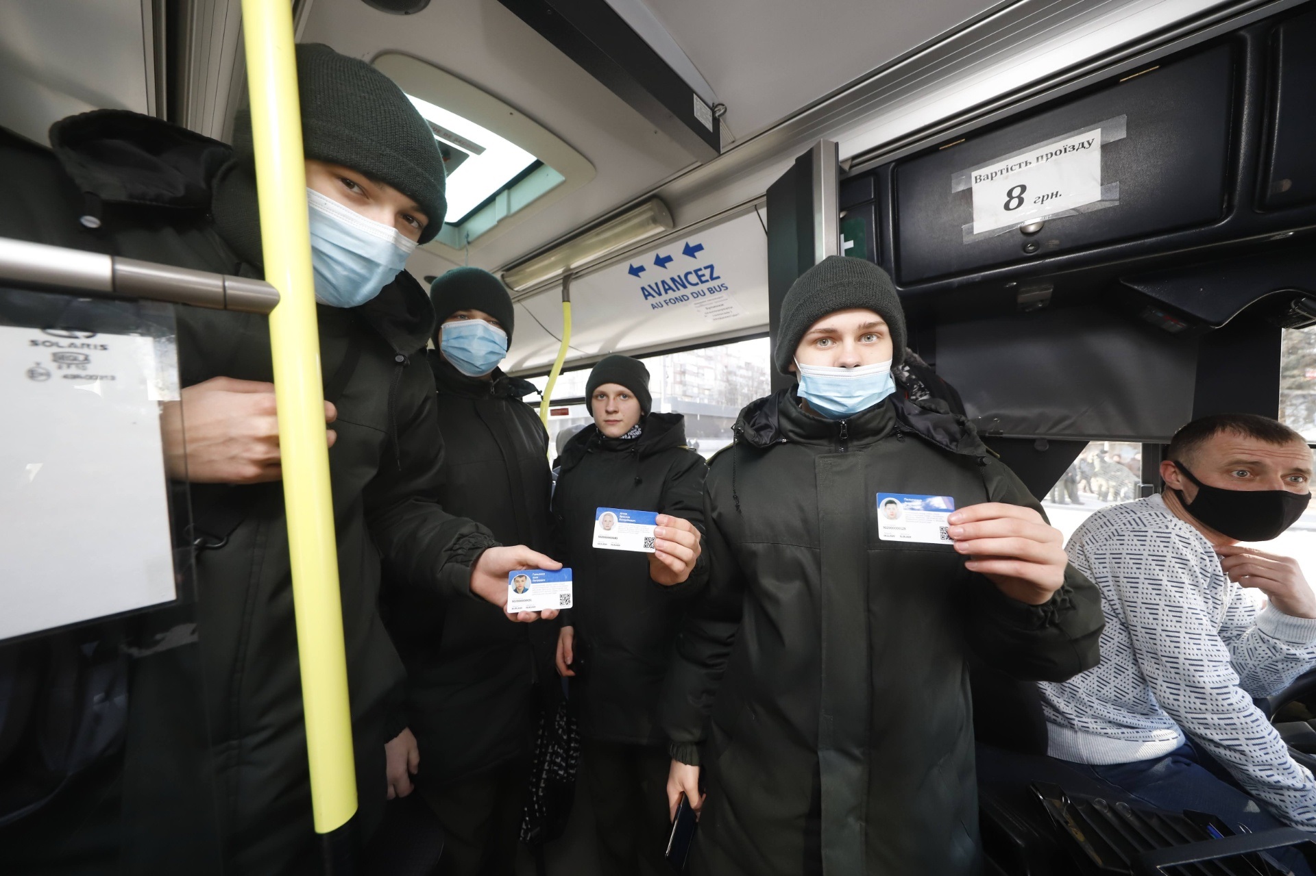 С заботой о школьниках Днепра: обновленные ученические и улучшенная транспортная инфраструктура