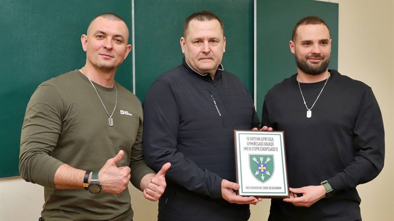 Філатов зустрівся з військовими журналістами різних українських міст