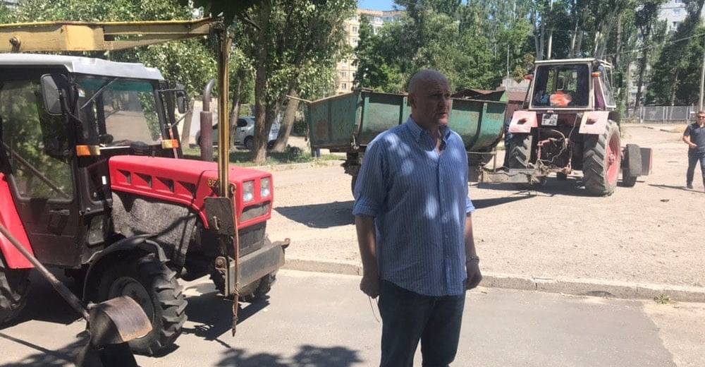 На месте аварийных деревьев высадим клены, – Алексей Андрейченко