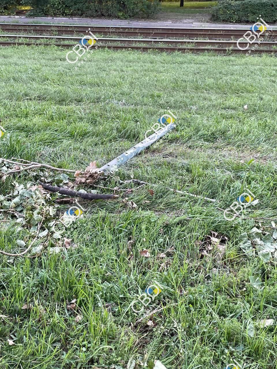З`явились перші фото обстрілів Кривого Рогу. Ворог вдарив забороненими реактивними снарядами