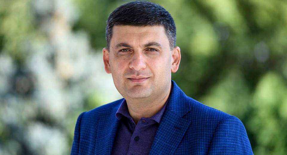 Володимир Гройсман: “Доступ до тестів на коронавірус повинно мати все суспільство, а не лише влада та найзаможніші”