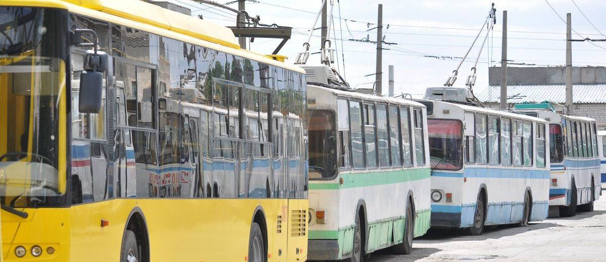 Завтра в Днепре электротранспорт закончит свою работу раньше: подробности