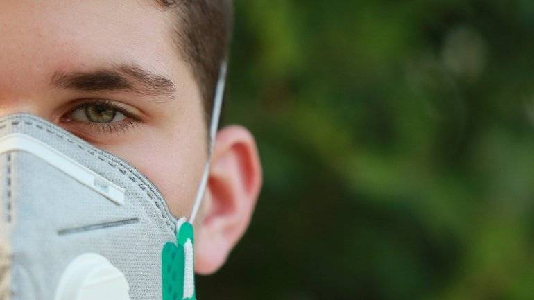 Поліція Дніпра перевірила дотримання самоізоляції людей, які нещодавно повернулися з-за кордону