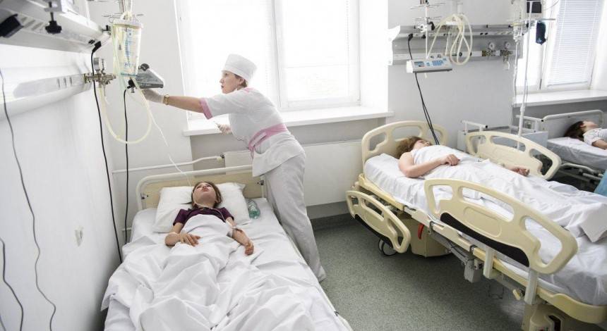В Днепре после школьного обеда госпитализировали 7 учеников