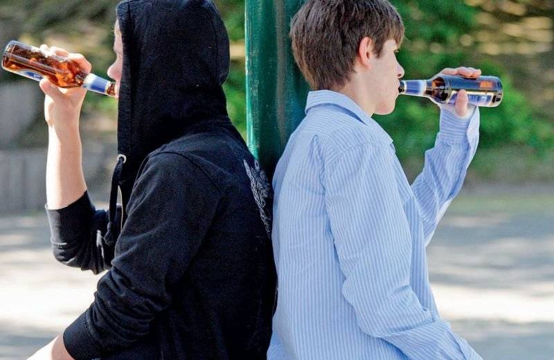 В Днепре обнаружили наливайку, где продавали алкоголь несовершеннолетним