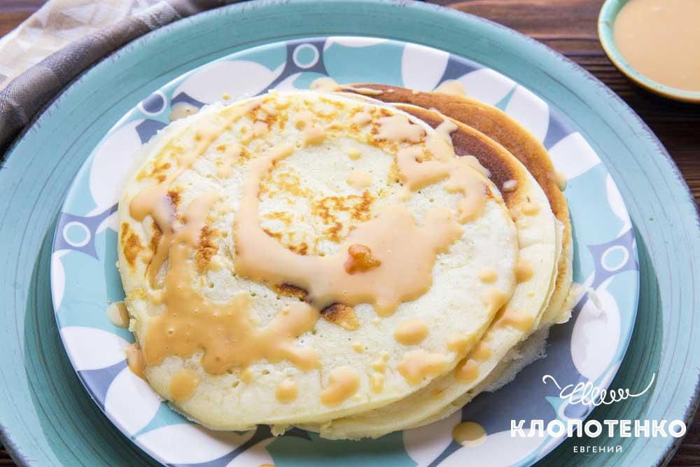 Як приготувати ідеальні панкейки з карамельним соусом від шеф-кухара Клопотенка