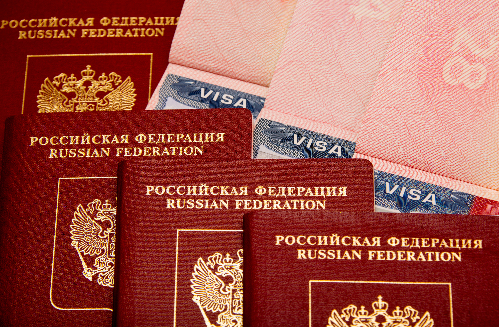 Украина отменила безвизовый режим с россией