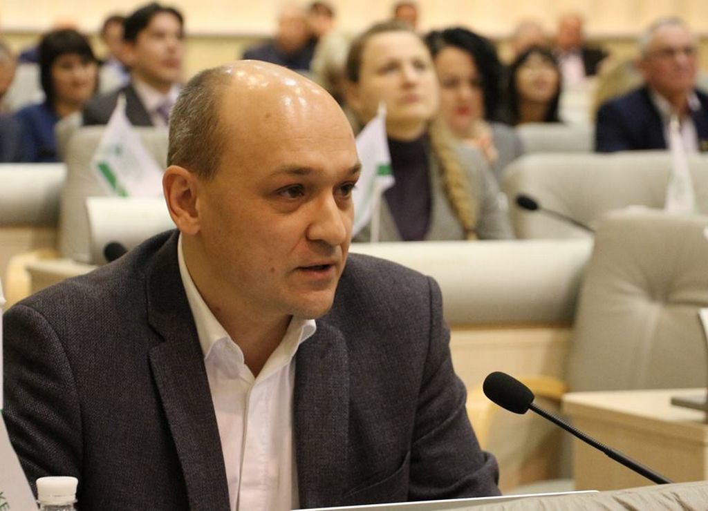 В умовах гібридної війни свобода думки має регламентуватися – депутат Дніпропетровської облради від “Пропозиції” Павло Хазан