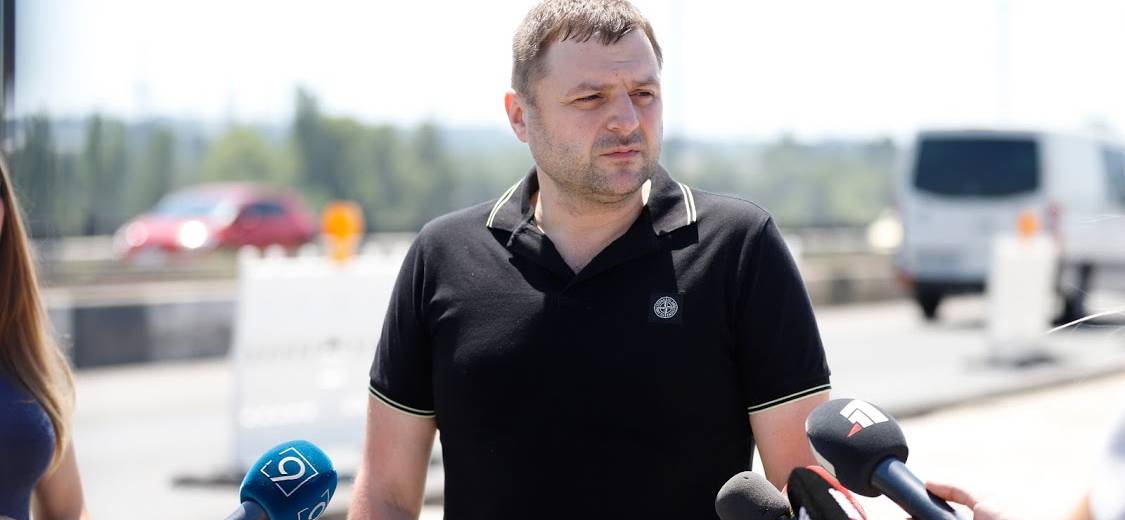 Наприкінці літа на Новому мосту монтуватимуть додаткові деформаційні шви та тролейбусну лінію