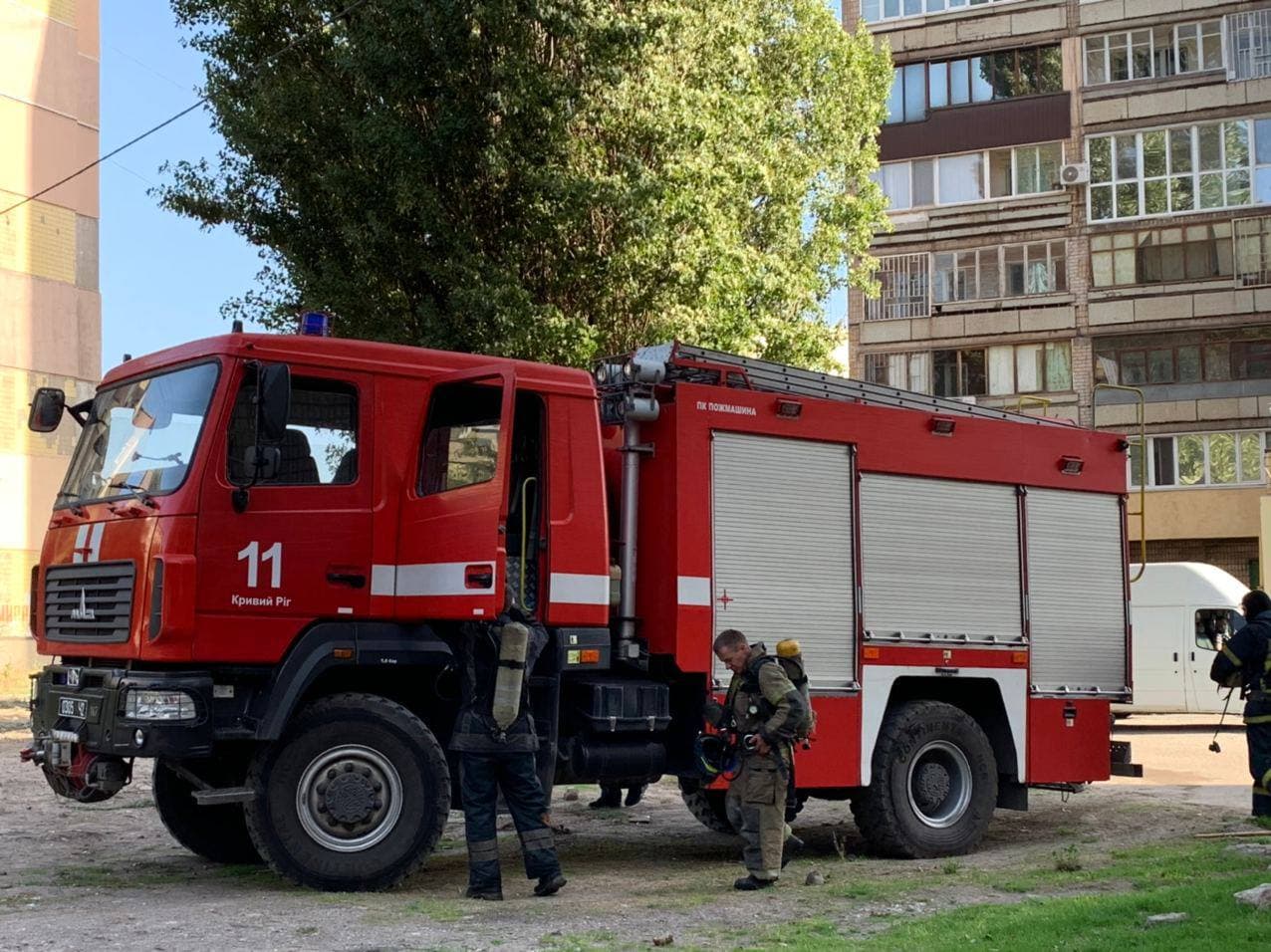 Взрыв в Кривом Роге: на балконе заблокированы дети