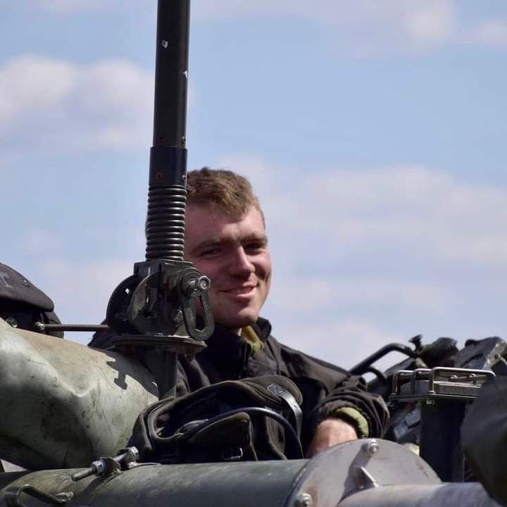 Герої війни: прорвав оборону противника на мосту