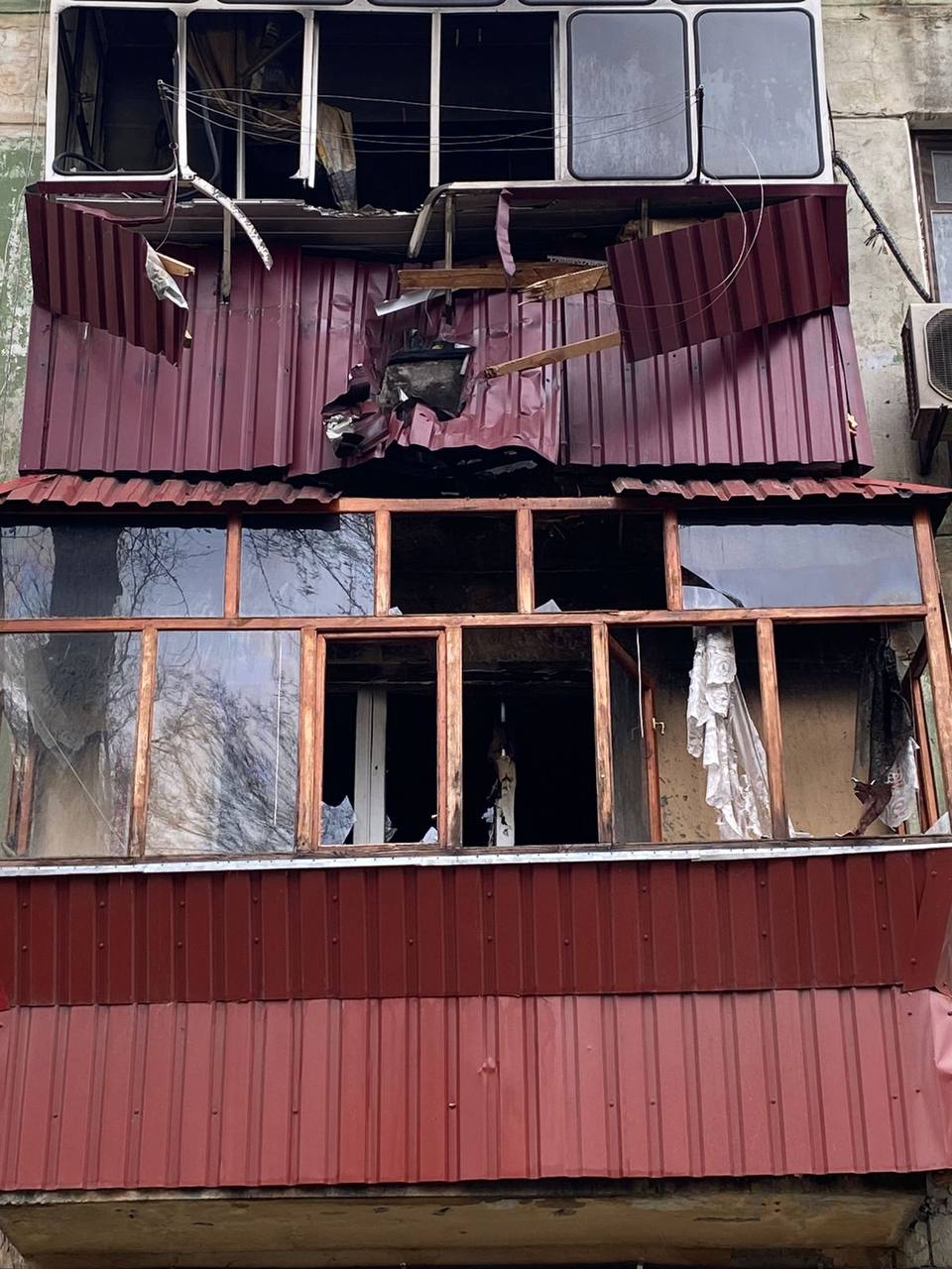 Валентин Резниченко показал фото дома в Зеленодольске после ночного обстрела