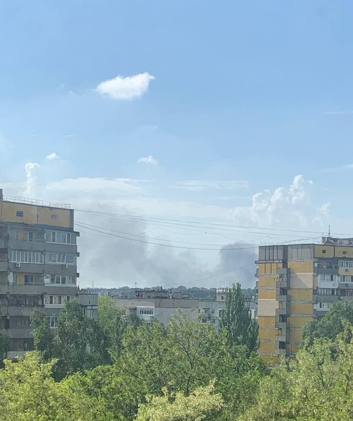 Взрывы и дым в Днепре: официальная информация