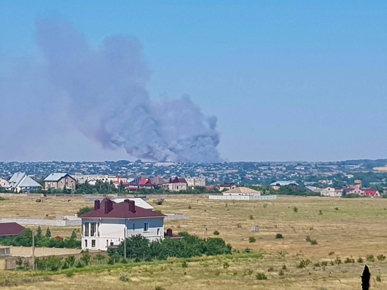 Вибухнув один зі складів боєприпасів російських окупантів на сході України  – Генштаб (відео)