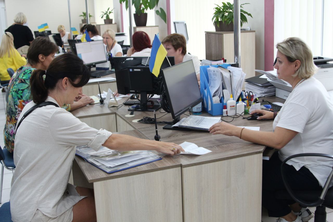 Грошова компенсація замість «Пакунка малюка»: як отримати у Дніпрі