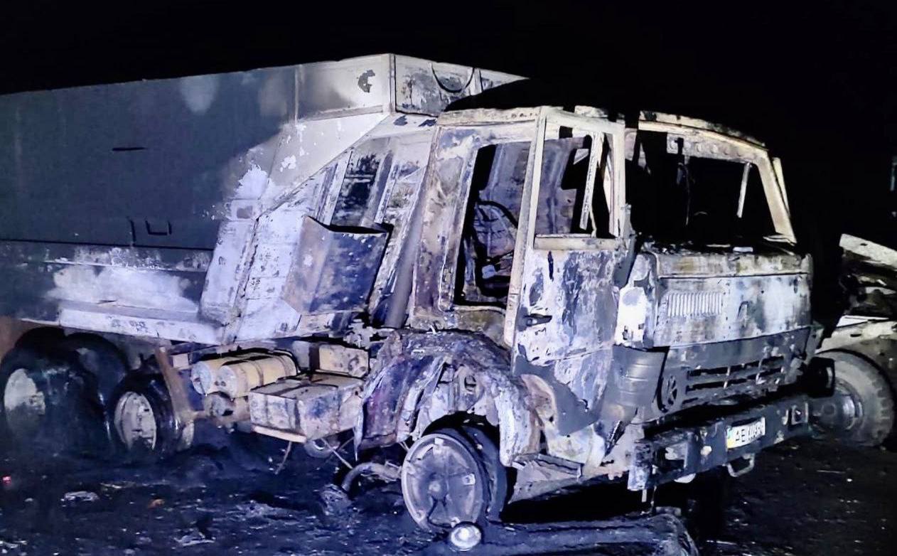 Артобстріл Нікопольського району: понівечені 10 багатоповерхових та приватних будинків
