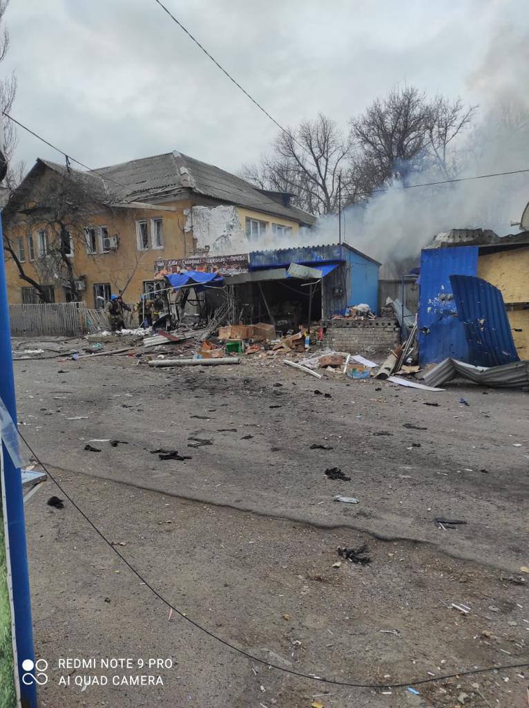 Внаслідок обстрілу Курахового на Донеччині загинуло 8 людей, ще 5 поранені — ОП