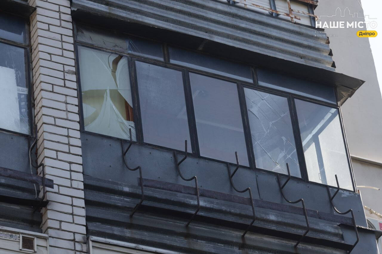 Російські окупанти завдали чергового терористичного удару по Дніпру: в поліції розповіли подробиці