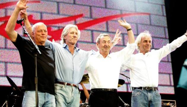 Pink Floyd випустить нову пісню на підтримку українського народу