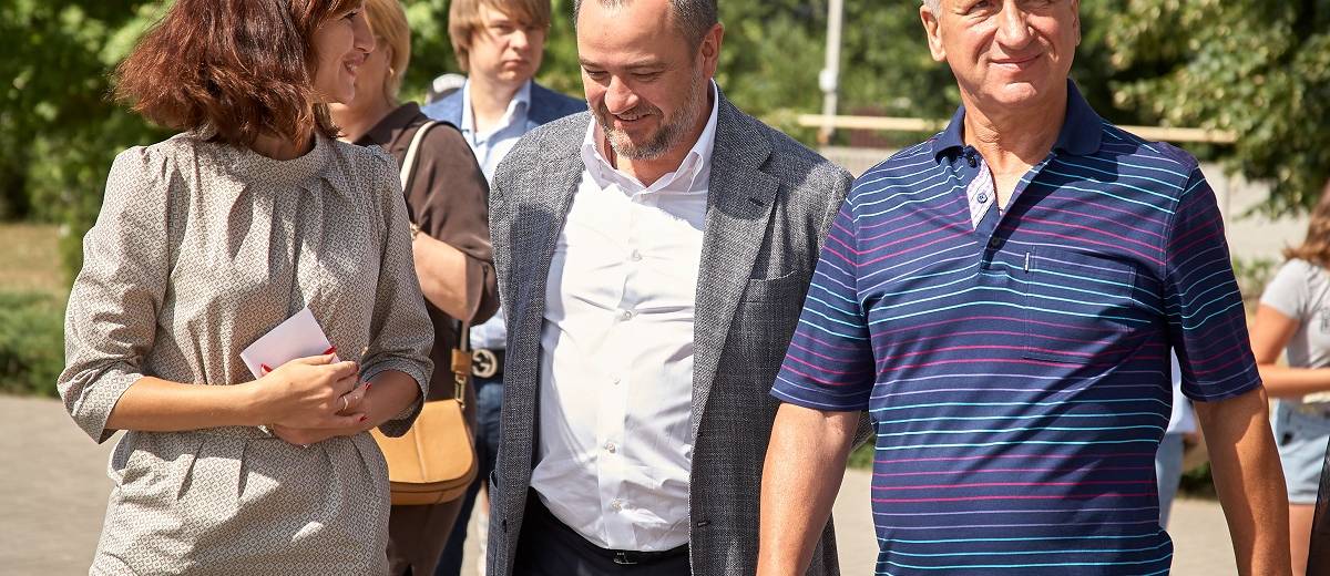 «Иван Куличенко – наиболее полезный городу народный депутат в нынешней Верховной раде», – Андрей Павелко.