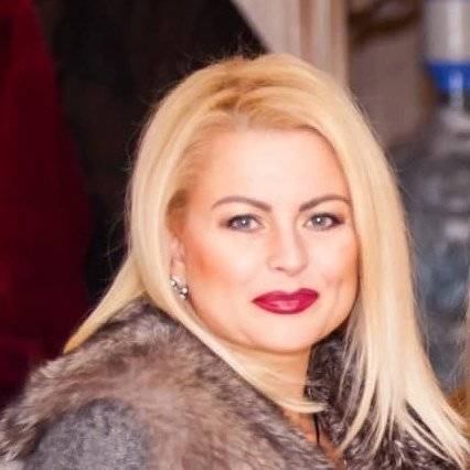 «Покричать, сидя на диване, в социальных сетях – это деструктивно и ни к чему не приведет», – Марианна Мирошниченко