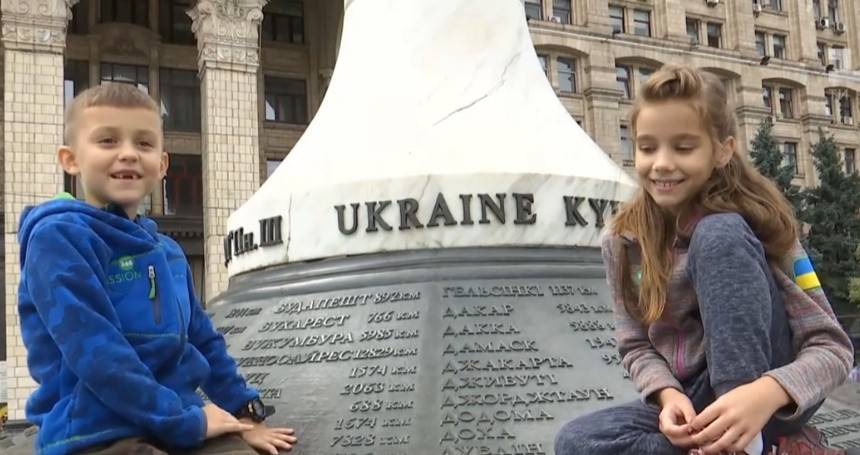 Дніпрянин об’їхав 100 країн за 88 днів разом з дітьми