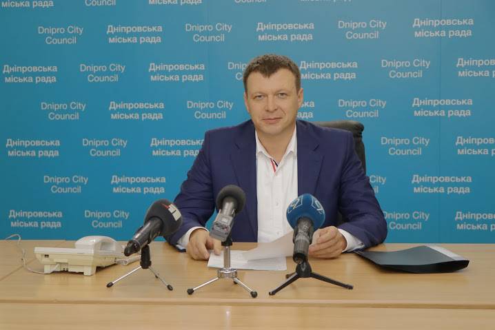 В мэрии Днепра призвали владельцев гаражей узаконивать сооружения: процедура бесплатная