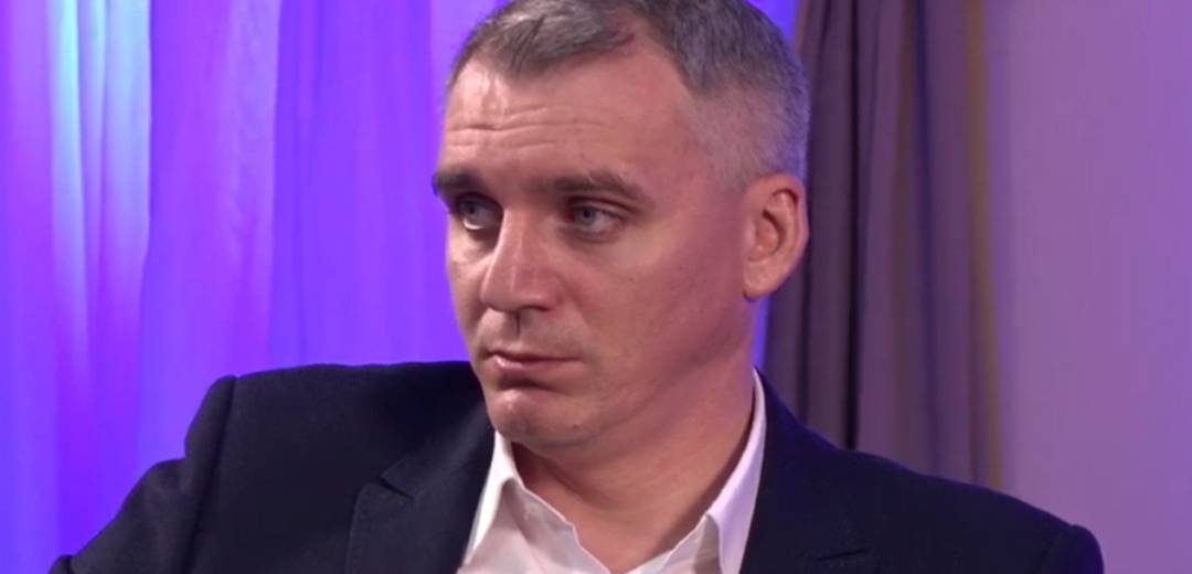 Іноземні онлайн-сервіси, які заробляють на українцях, мають сплачувати податки в Україні –  Сєнкевич (ВИДЕО)