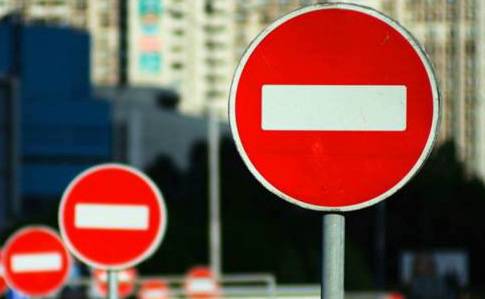 Перекриття руху та зміни в роботі автобусного й електротранспорту у Дніпрі 29 червня