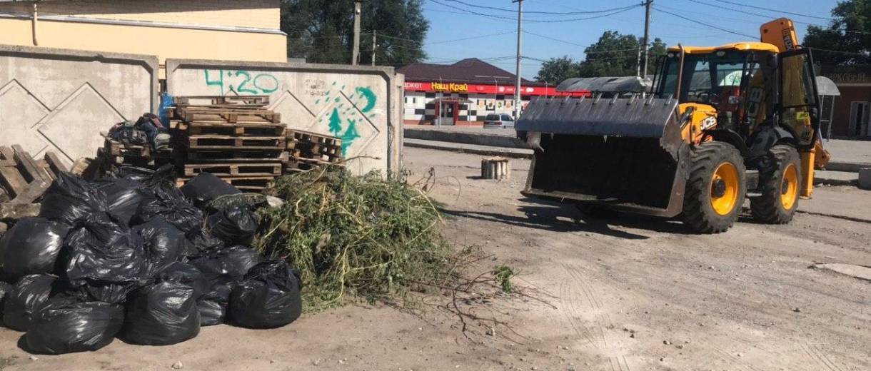 В Днепре уничтожают стихийные свалки (ВИДЕО)