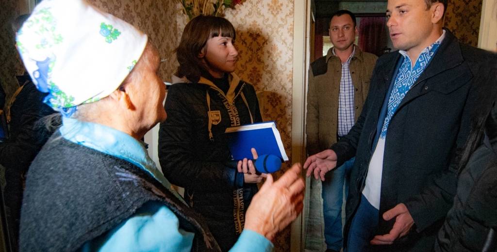 В Каменском продолжают бесплатно переводить на индивидуальное отопление льготные категории населения