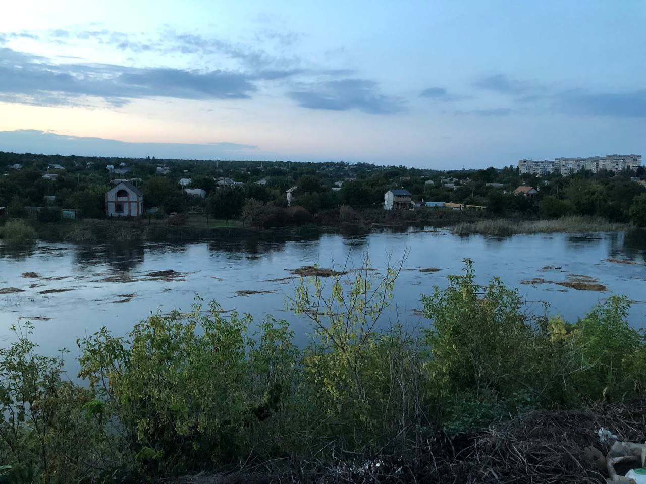 Після ракетного удару по Кривому Рогу рівень води в Інгульці піднявся на кілька метрів