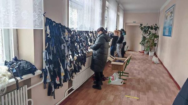 Пункты сбора помощи для переселенцев и ВСУ: Амур-Нижнеднепровский район Днепра