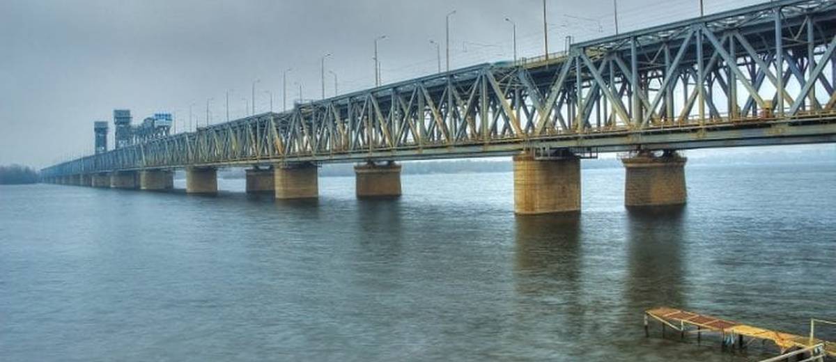 У Дніпрі трафік на Південному, Амурському та Кайдацькому мостах можна відстежувати онлайн