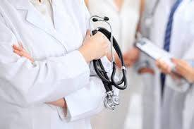 В Днепре медработникам, которые задействованы в борьбе с коронавирусом, будут платить повышенную зарплату