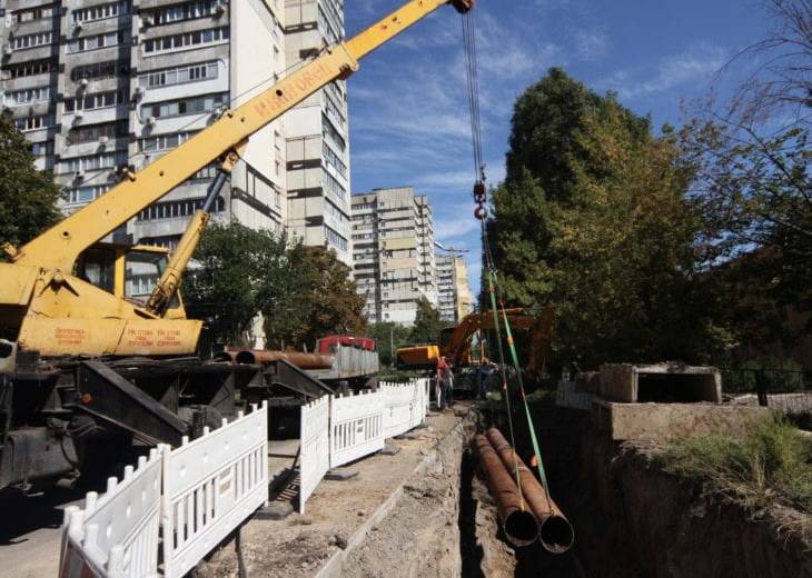 В Днепре заменили магистральный теплопровод