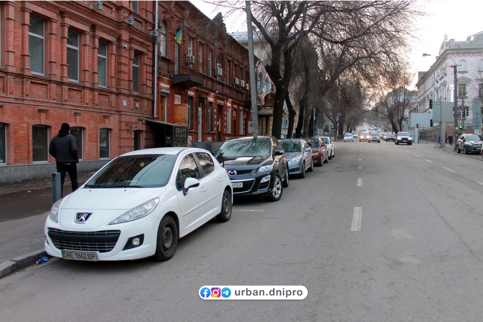 Обновленная улица Сечевых Стрельцов в Днепре: что изменилось (ФОТО)