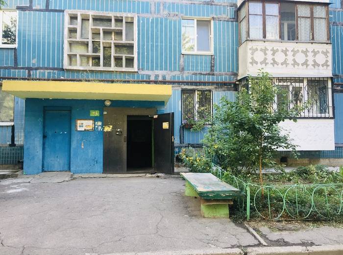 В Днепре в Самарском районе проводят капитальный ремонт центрального отопления (ФОТО)