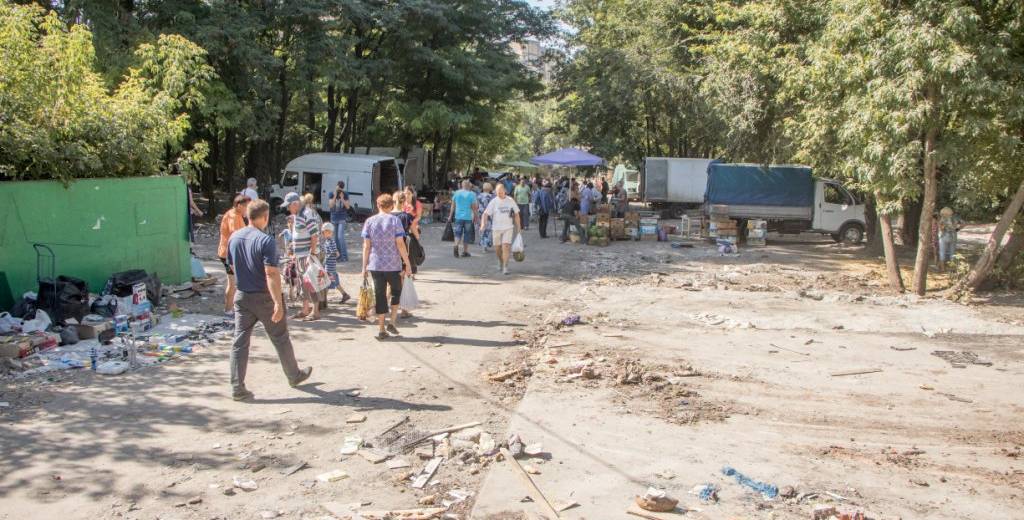 В Днепре на месте демонтированных киосков на жилом массиве Тополь строительства не будет
